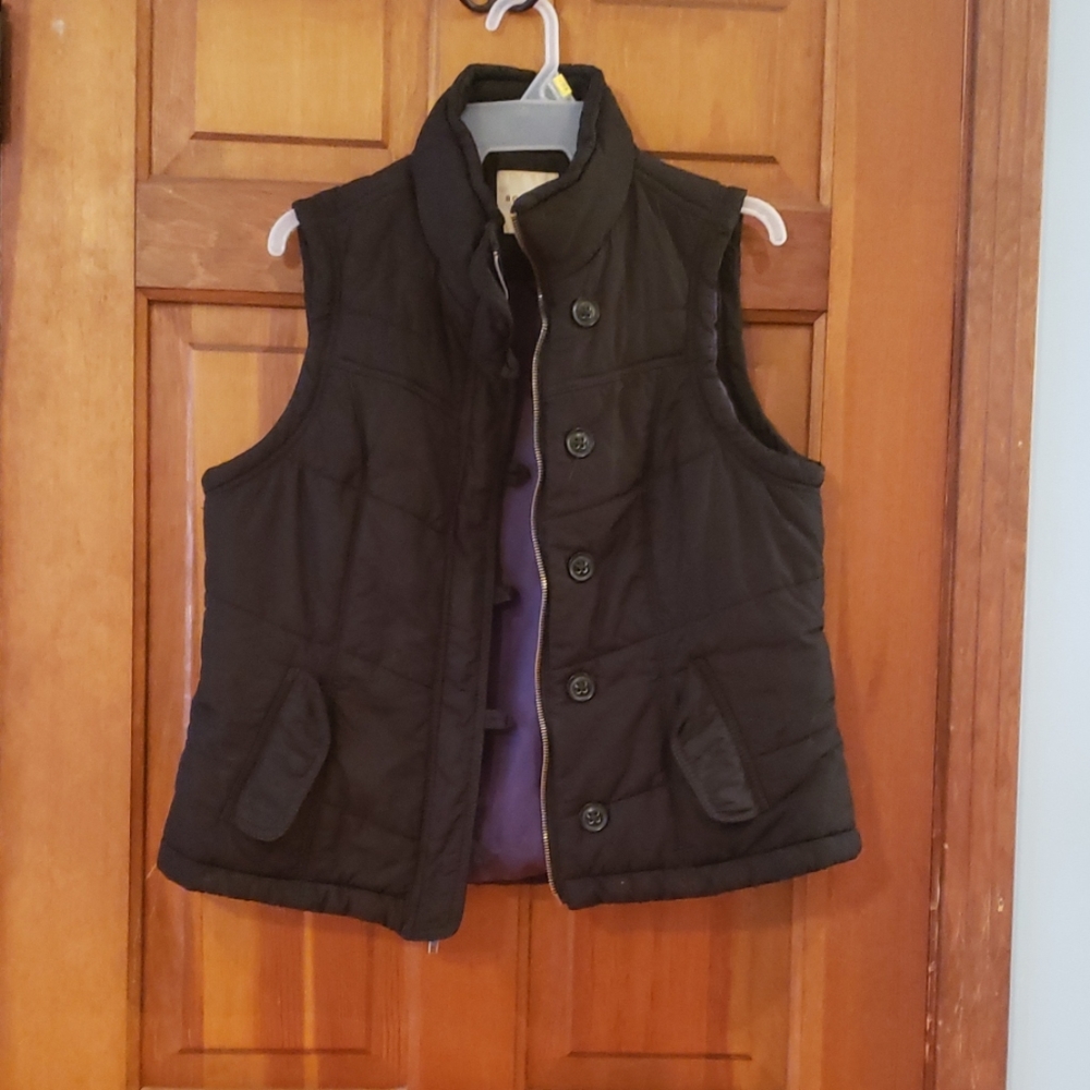 Puffy vest